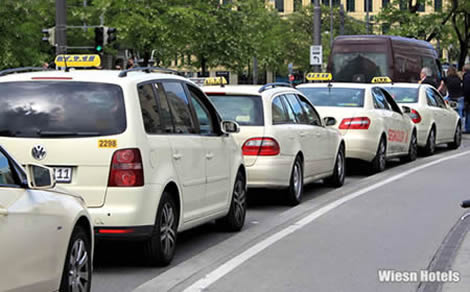 Taxistand - Anfahrt mit dem Taxi zum Oktoberfest München